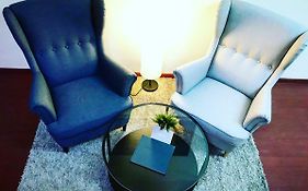 Guest Love Chiado